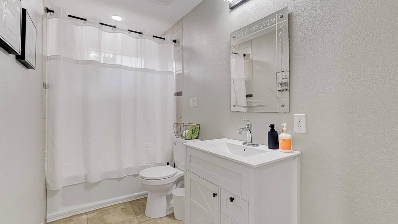 Photo of Bathroom in Spring