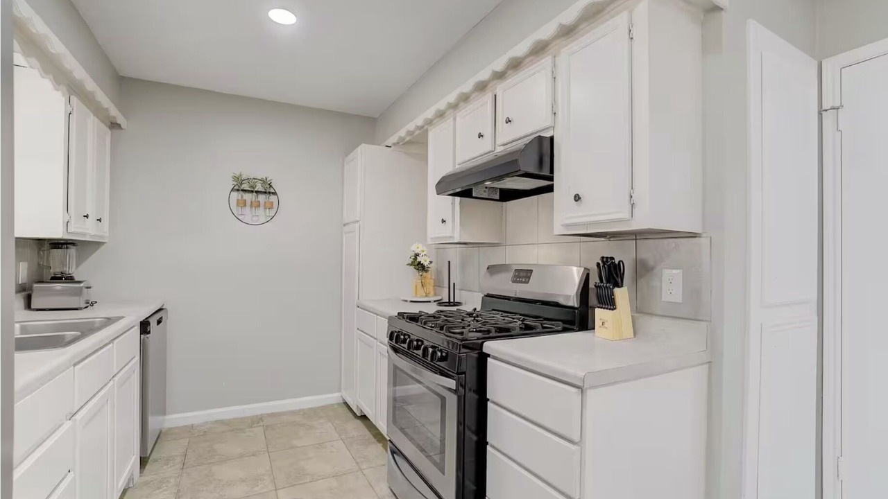 Photo of Kitchen in Spring