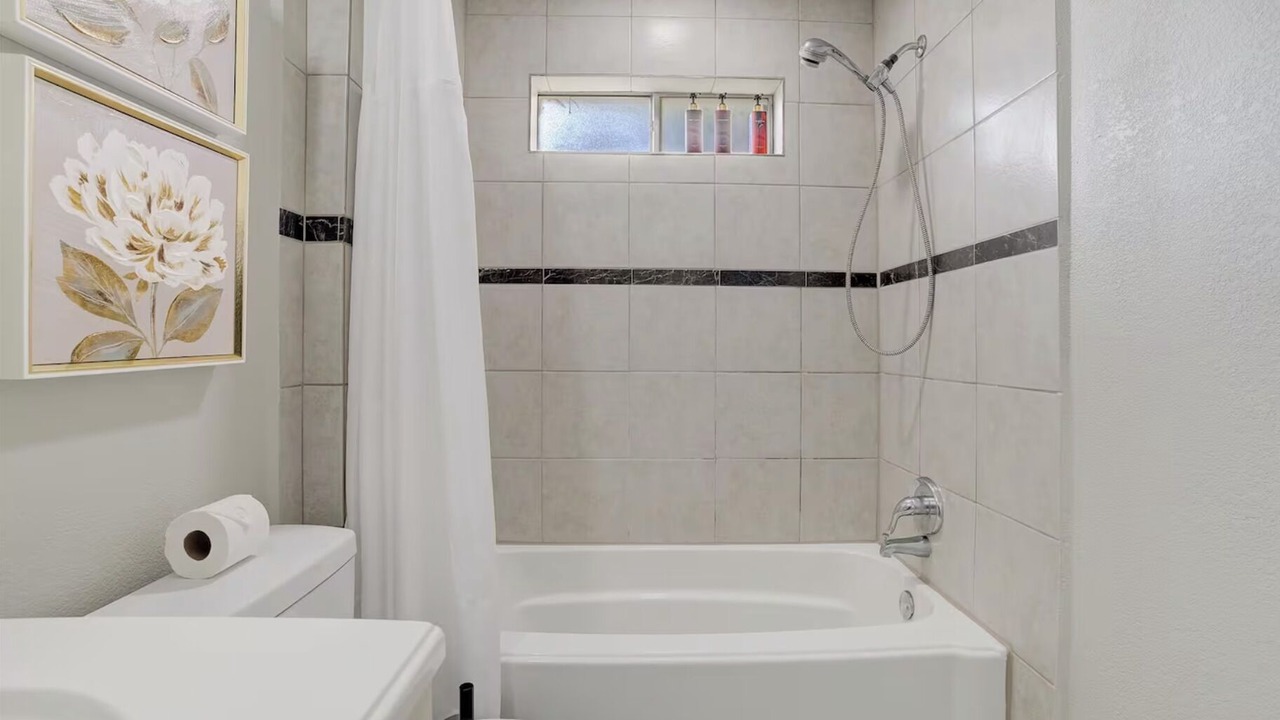 Photo of Bathroom in Spring