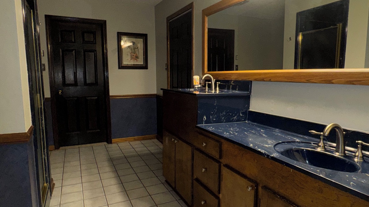 Photo of Bathroom in Benton