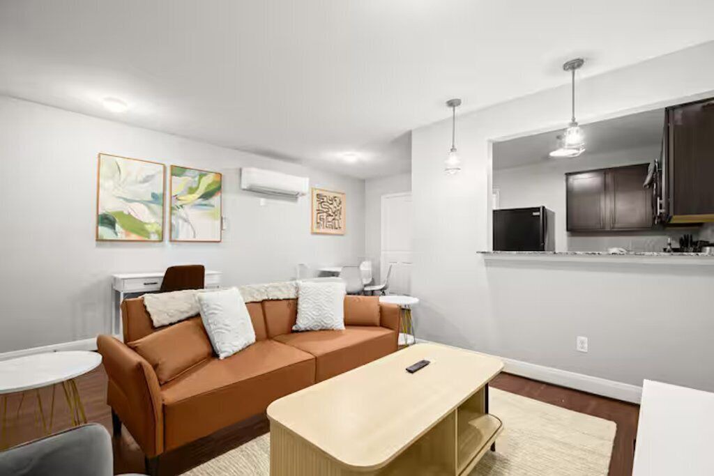 Photo of Livingroom in Hyde Park