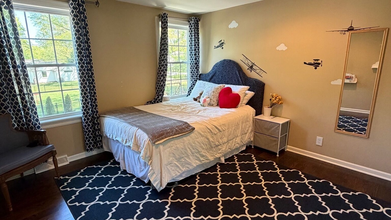 Photo of Bedroom in Leawood