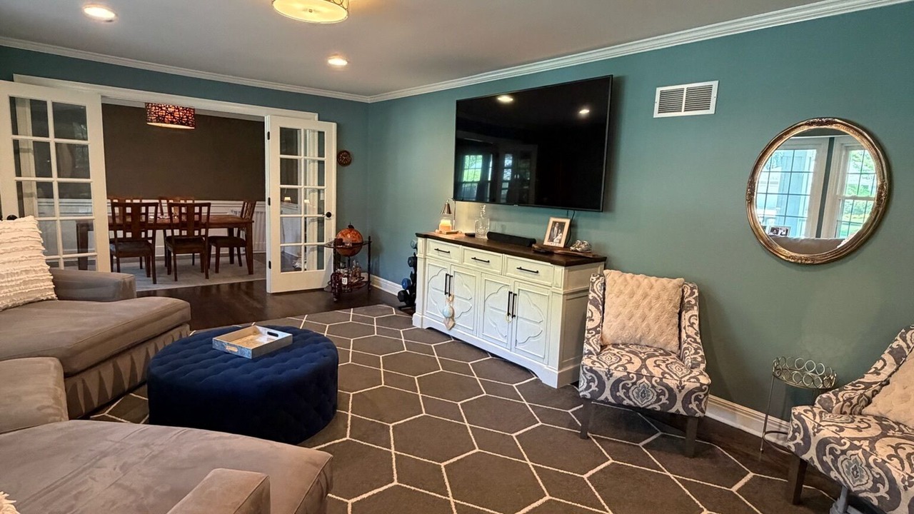 Photo of Livingroom in Leawood