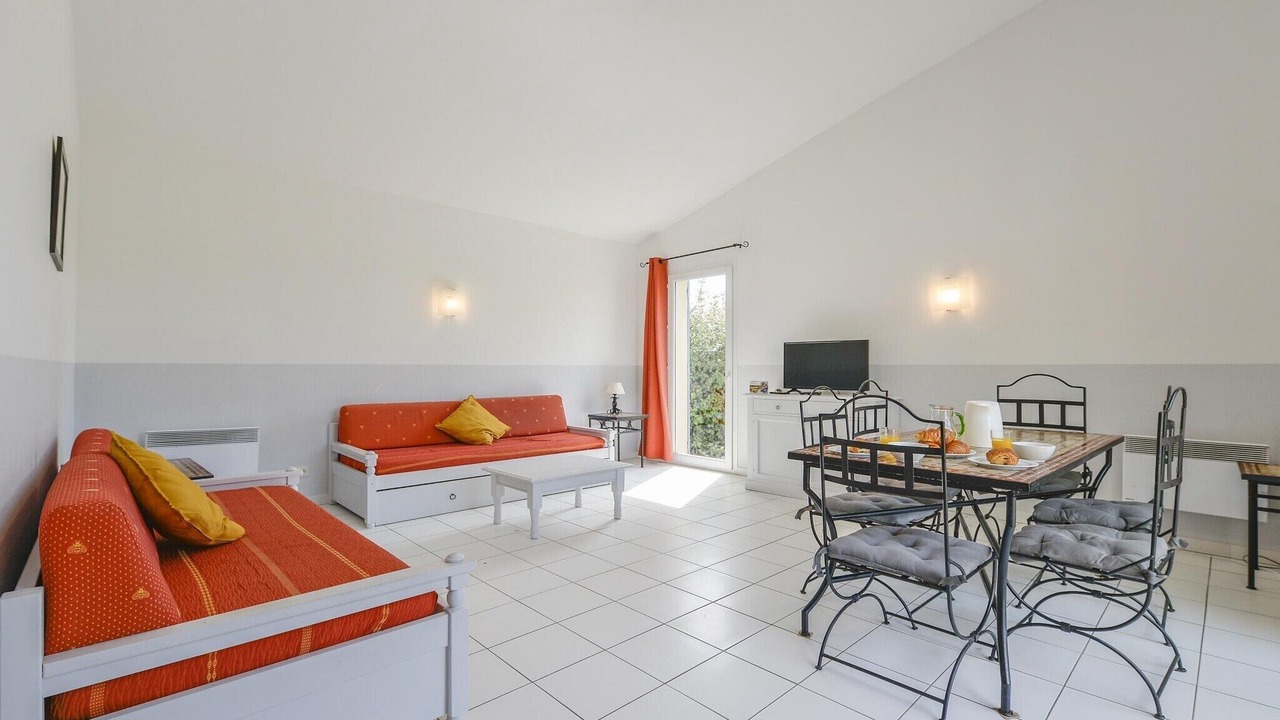 Photo of Livingroom in Saint-Saturnin-les-Avignon