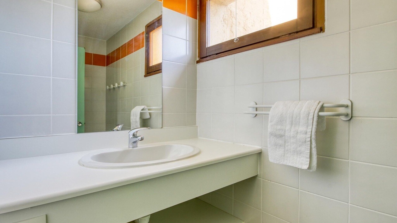 Photo of Bathroom in Miremont