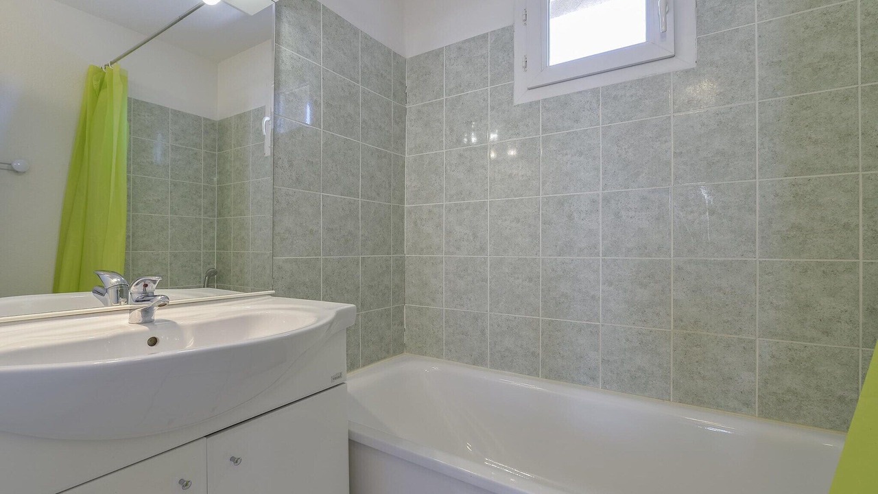 Photo of Bathroom in Saint-Saturnin-les-Avignon