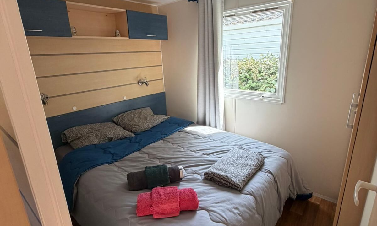 Photo of Bedroom in La Roque-d'Antheron