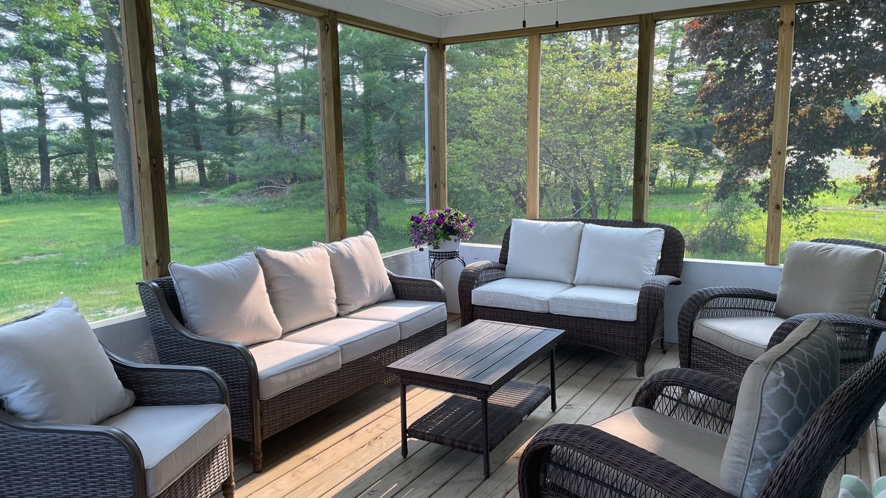 Photo of Livingroom in Culver