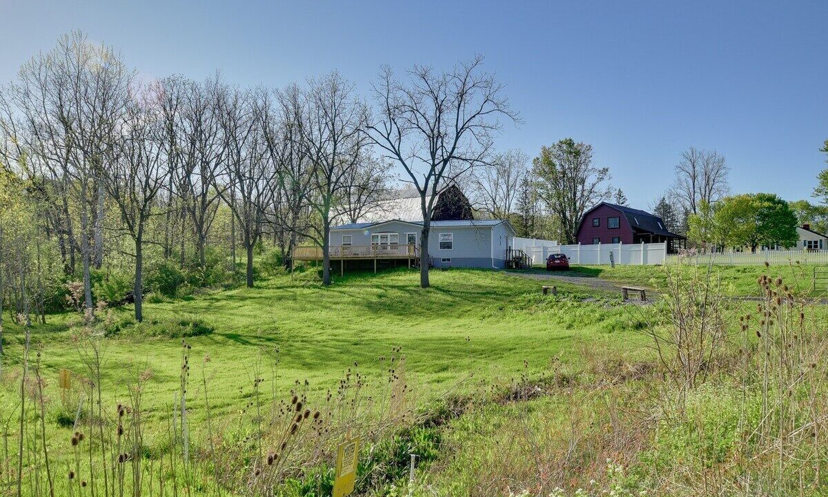 Photo of Outdoor in Seneca Falls