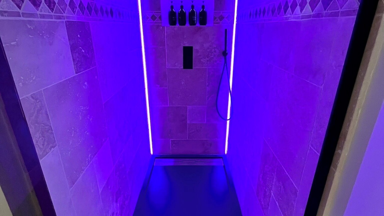 Photo of Bathroom in Leglantiers