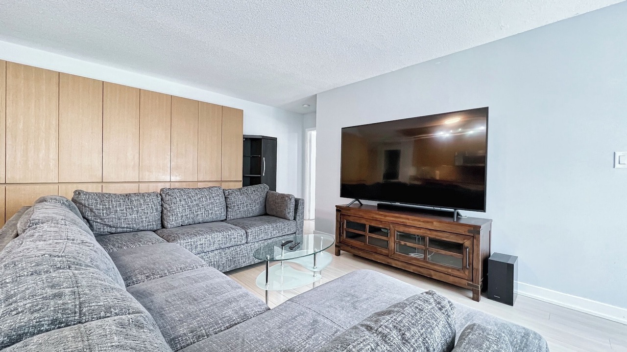 Photo of Livingroom in Wellington Place