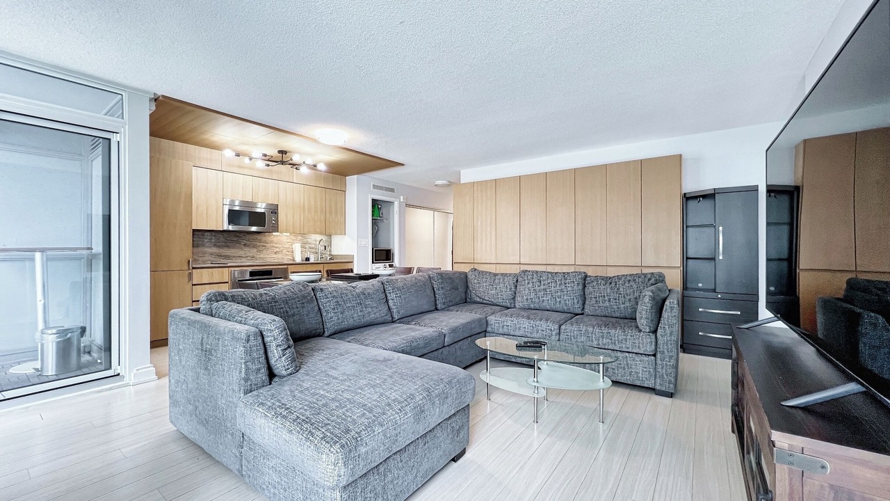 Photo of Livingroom in Wellington Place