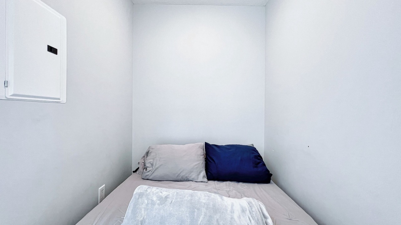 Photo of Bedroom in Wellington Place