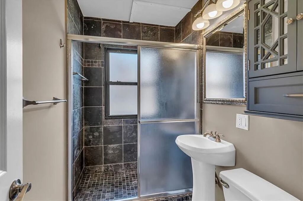 Photo of Bathroom in West Plaza