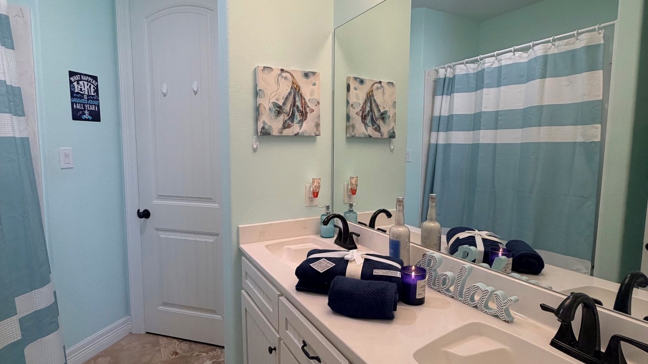 Photo of Bathroom in Onalaska