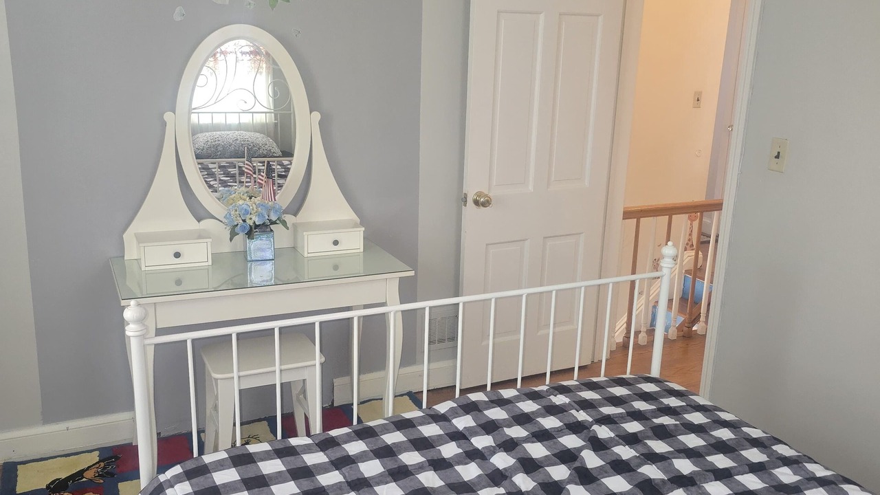Photo of Bedroom in Rahway