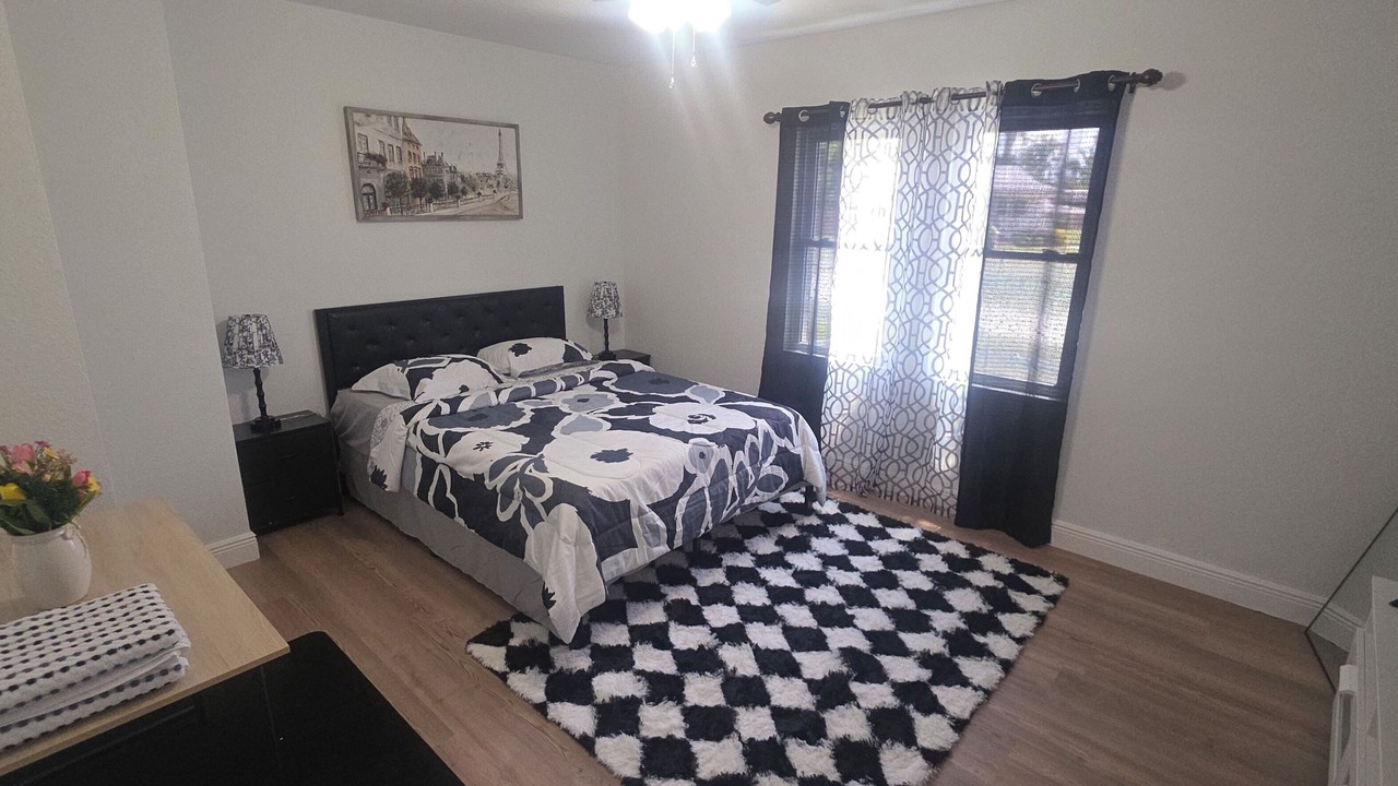 Photo of Bedroom in Live Oak