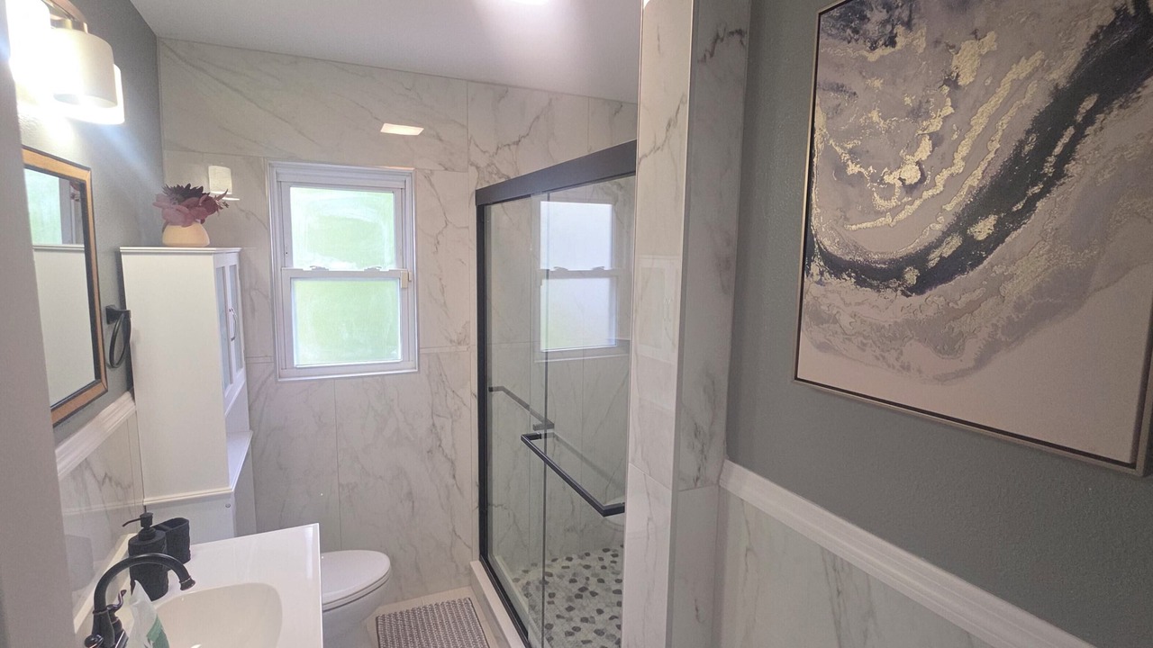 Photo of Bathroom in Live Oak