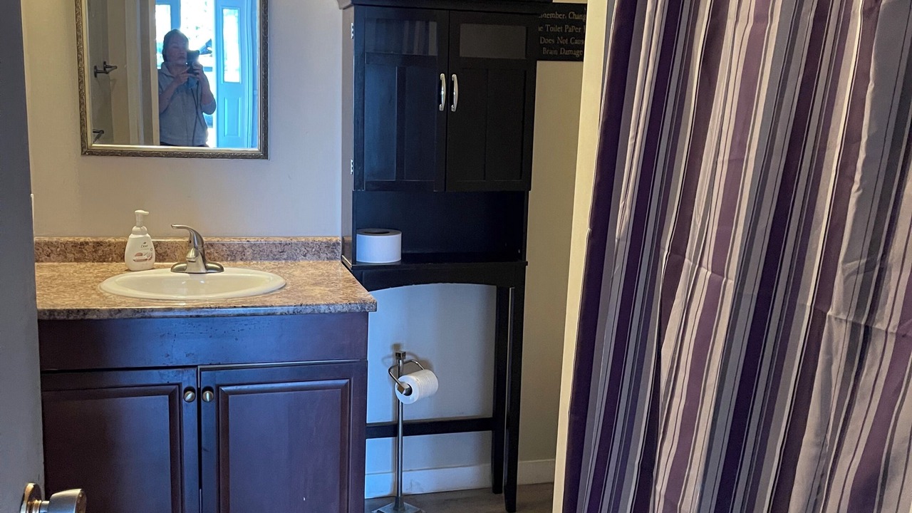 Photo of Bathroom in Long Point