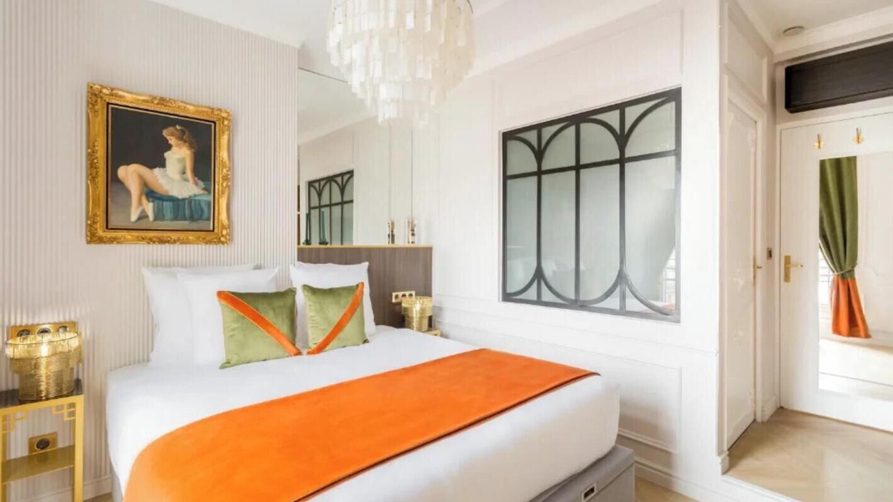 Photo of Bedroom in Faubourg-du-Roule
