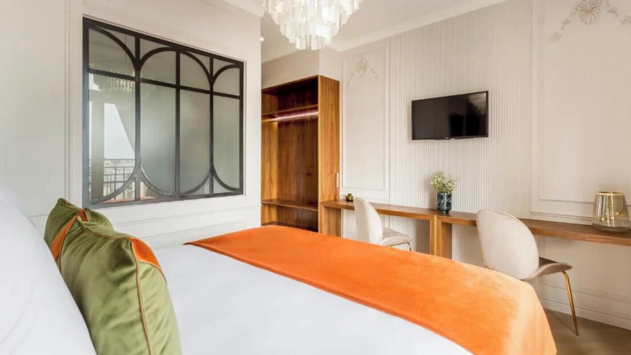 Photo of Bedroom in Faubourg-du-Roule