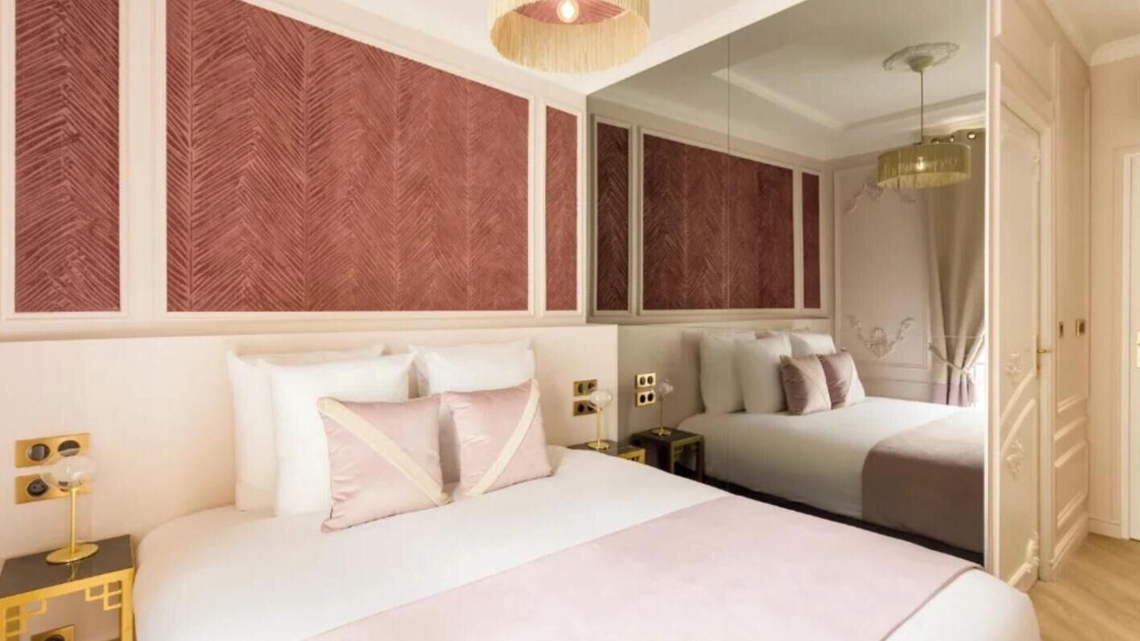 Photo of Bedroom in Faubourg-du-Roule