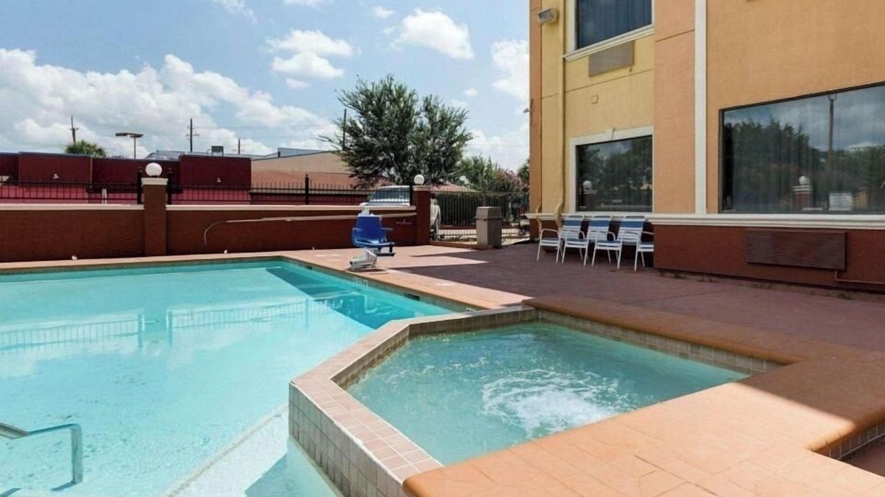 Photo of Outdoor in Jersey Village