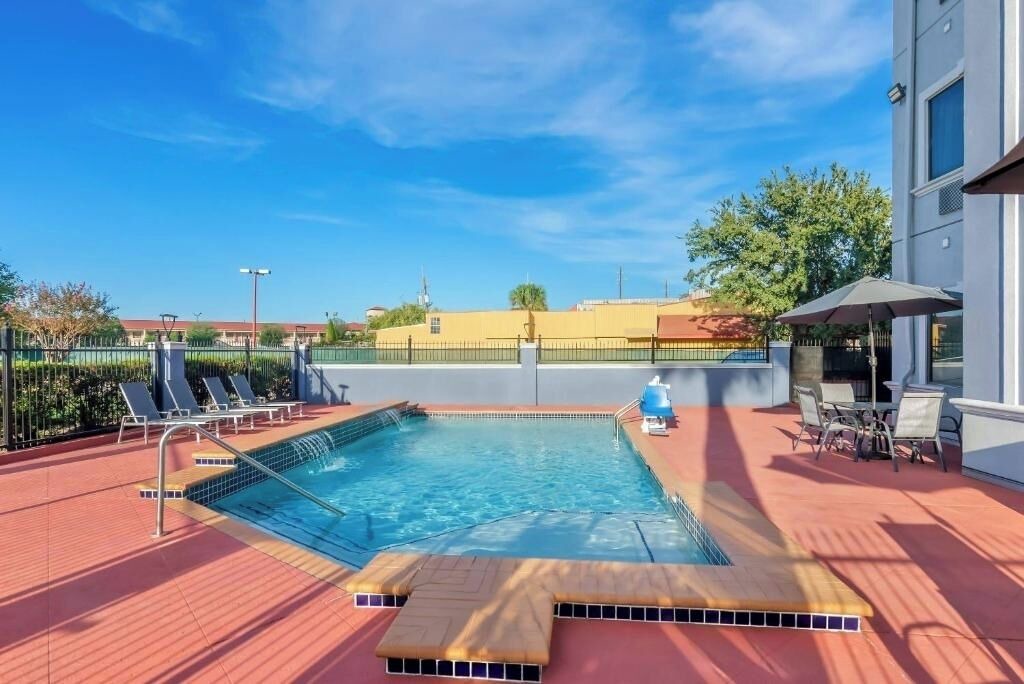 Photo of Outdoor in Jersey Village