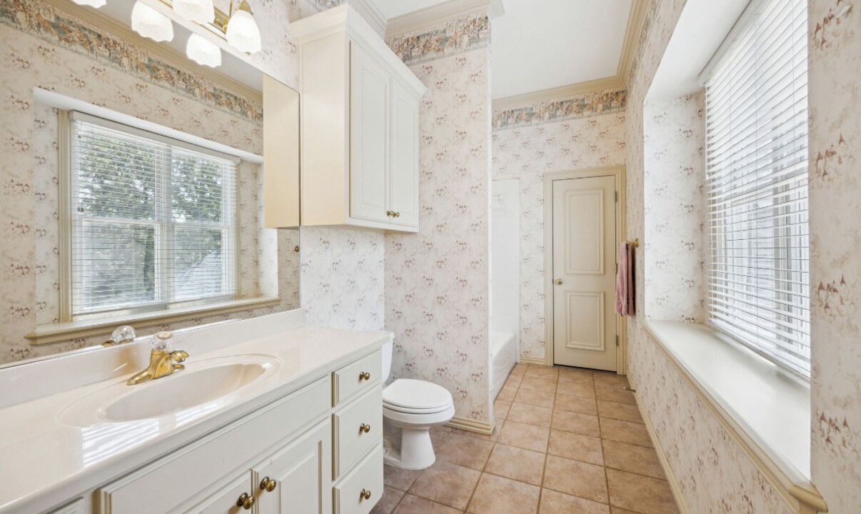 Photo of Bathroom in Westlake
