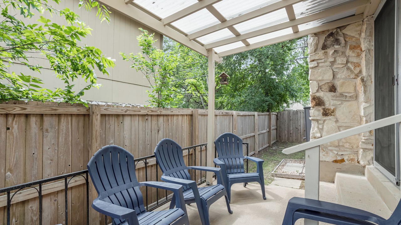 Photo of Patio Balcony in McNeil