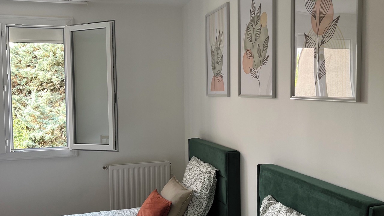 Photo of Bedroom in Cergy