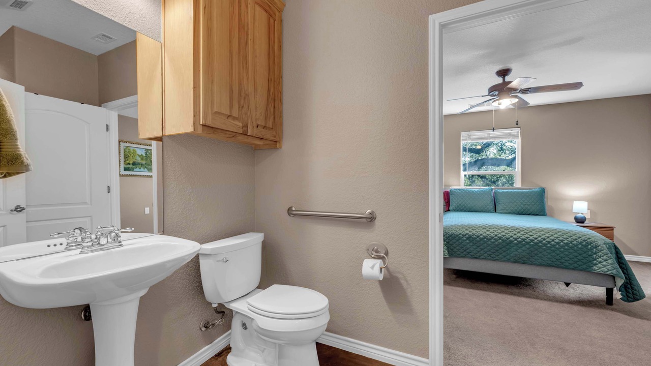 Photo of Bathroom in Granite Shoals