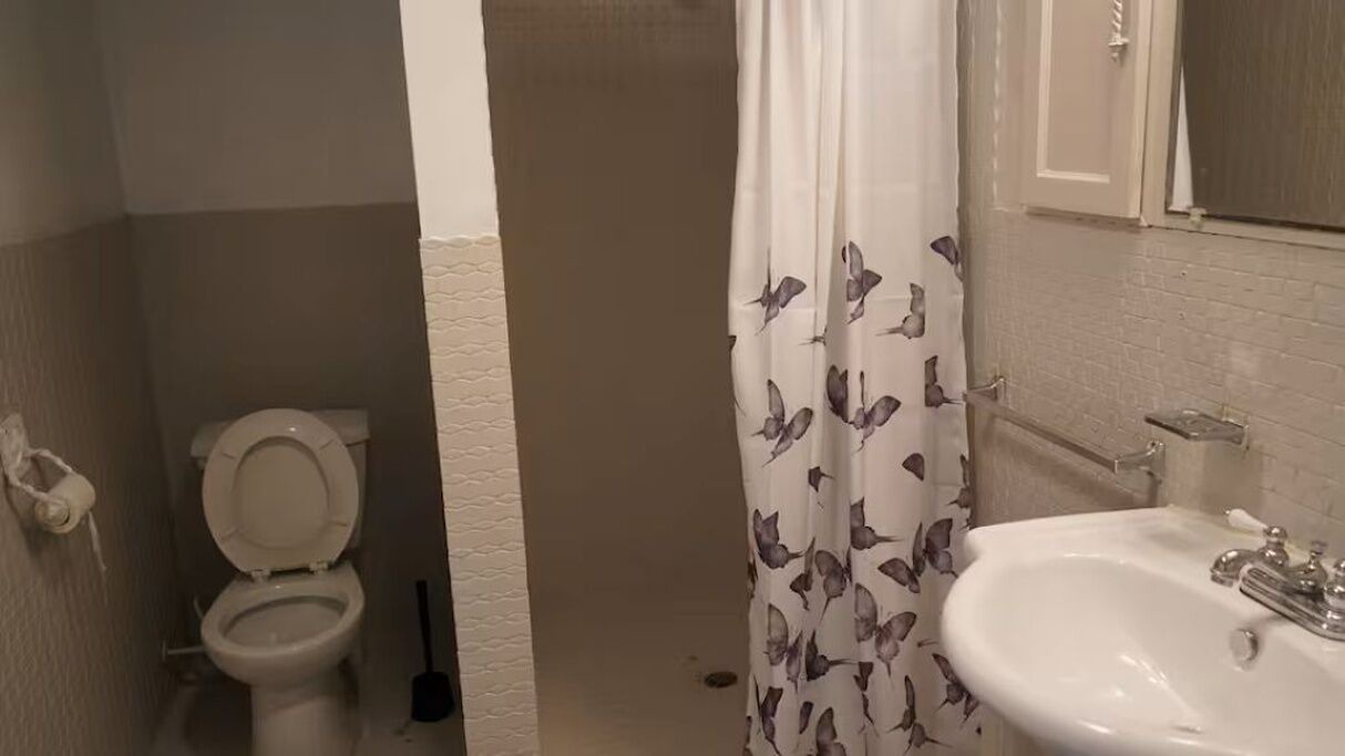 Photo of Bathroom in Newtonbrook