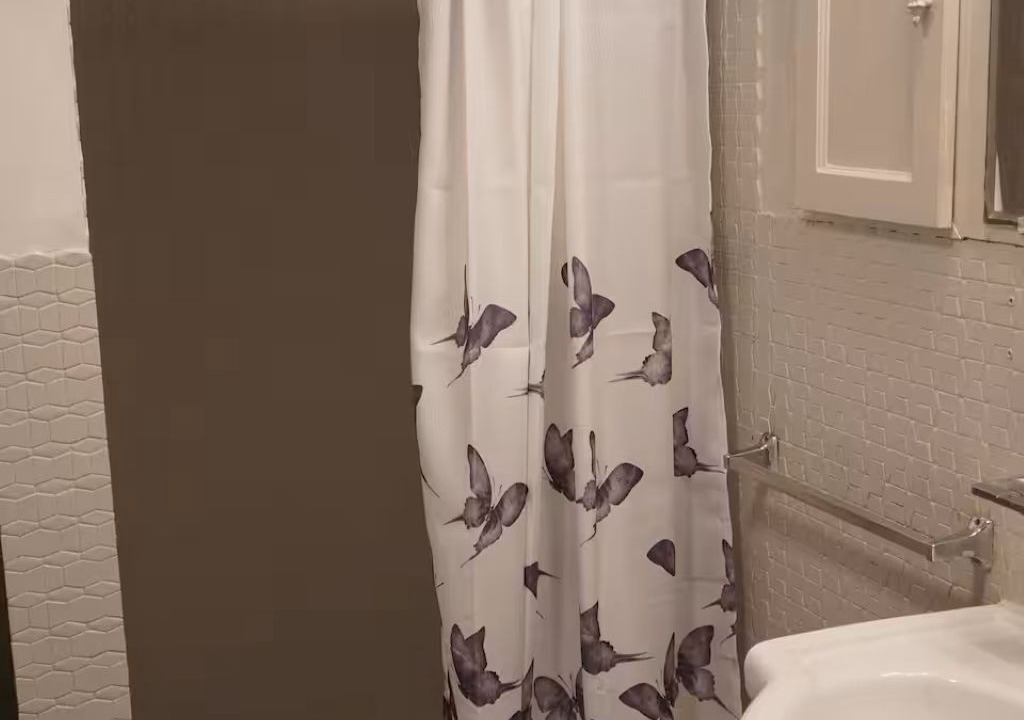 Photo of Bathroom in Newtonbrook