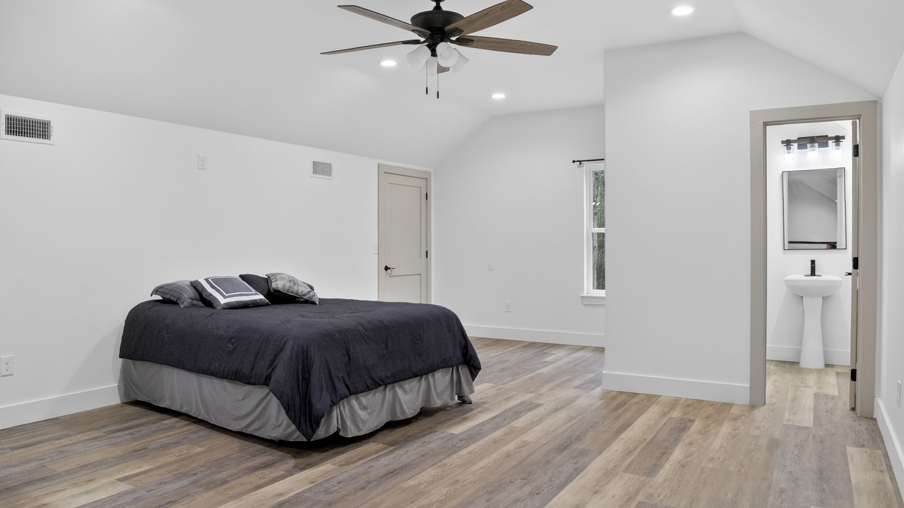Photo of Bedroom in Jasper