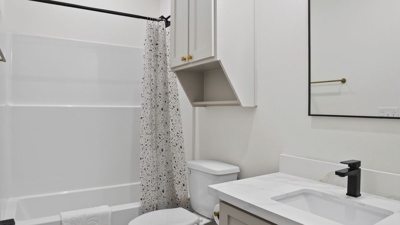 Photo of Bathroom in Jasper