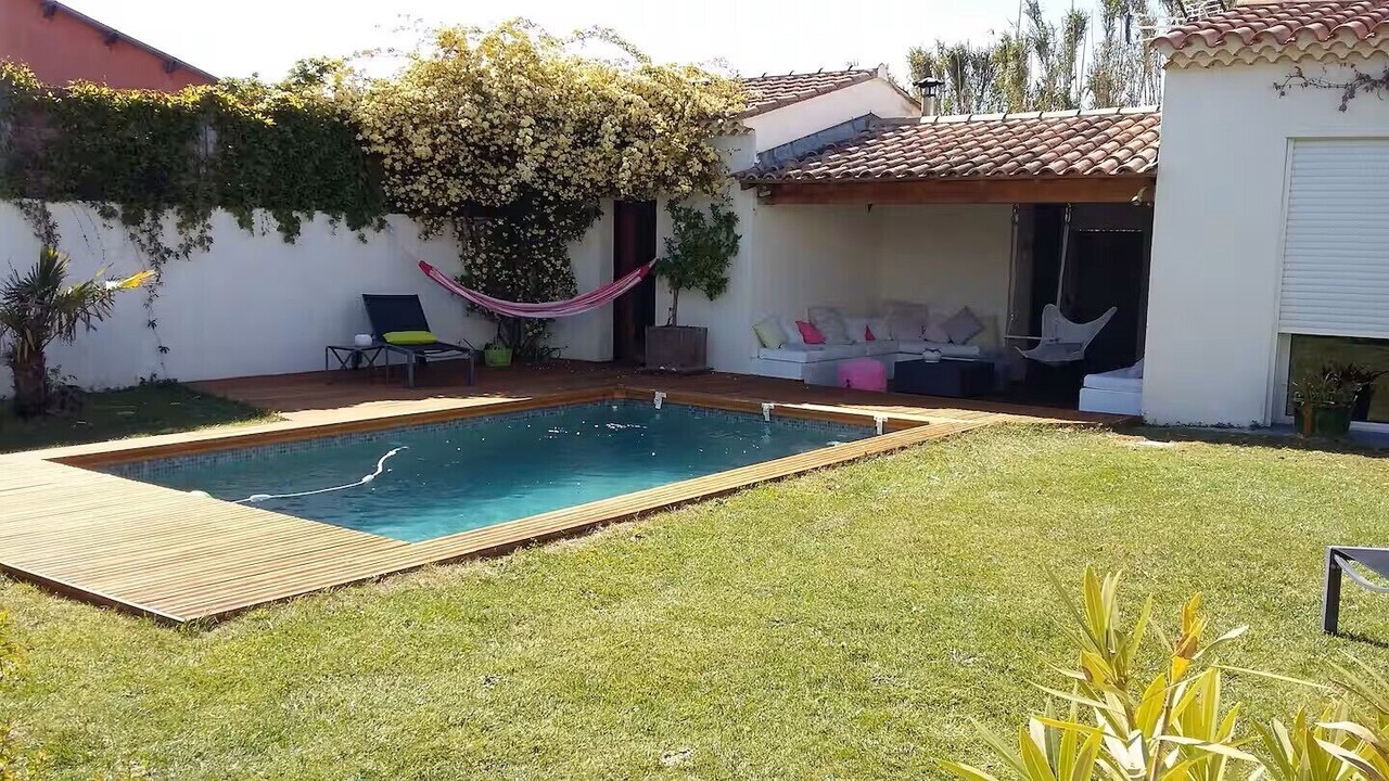 Photo of Outdoor in Cabries