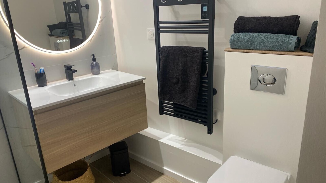 Photo of Bathroom in Cabries