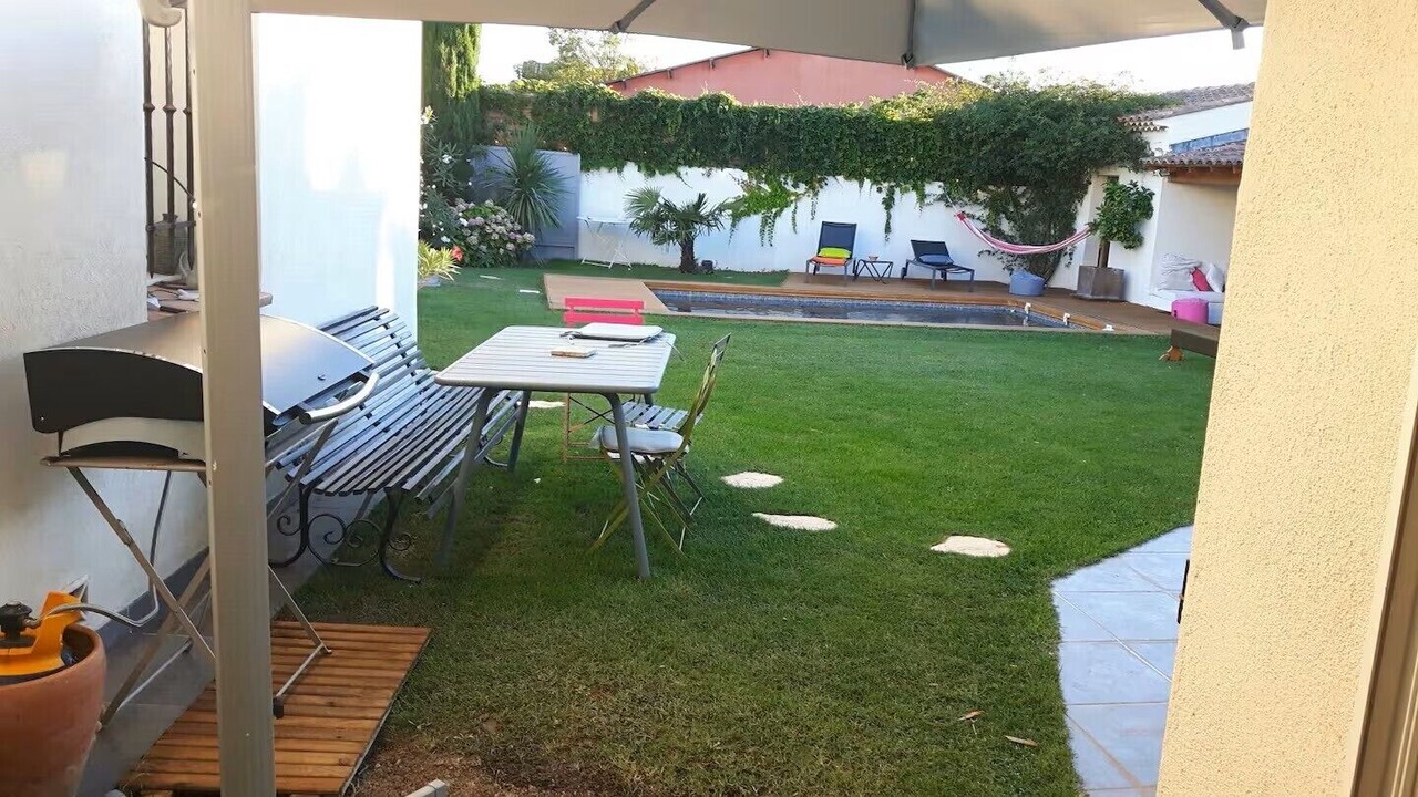 Photo of Outdoor in Cabries