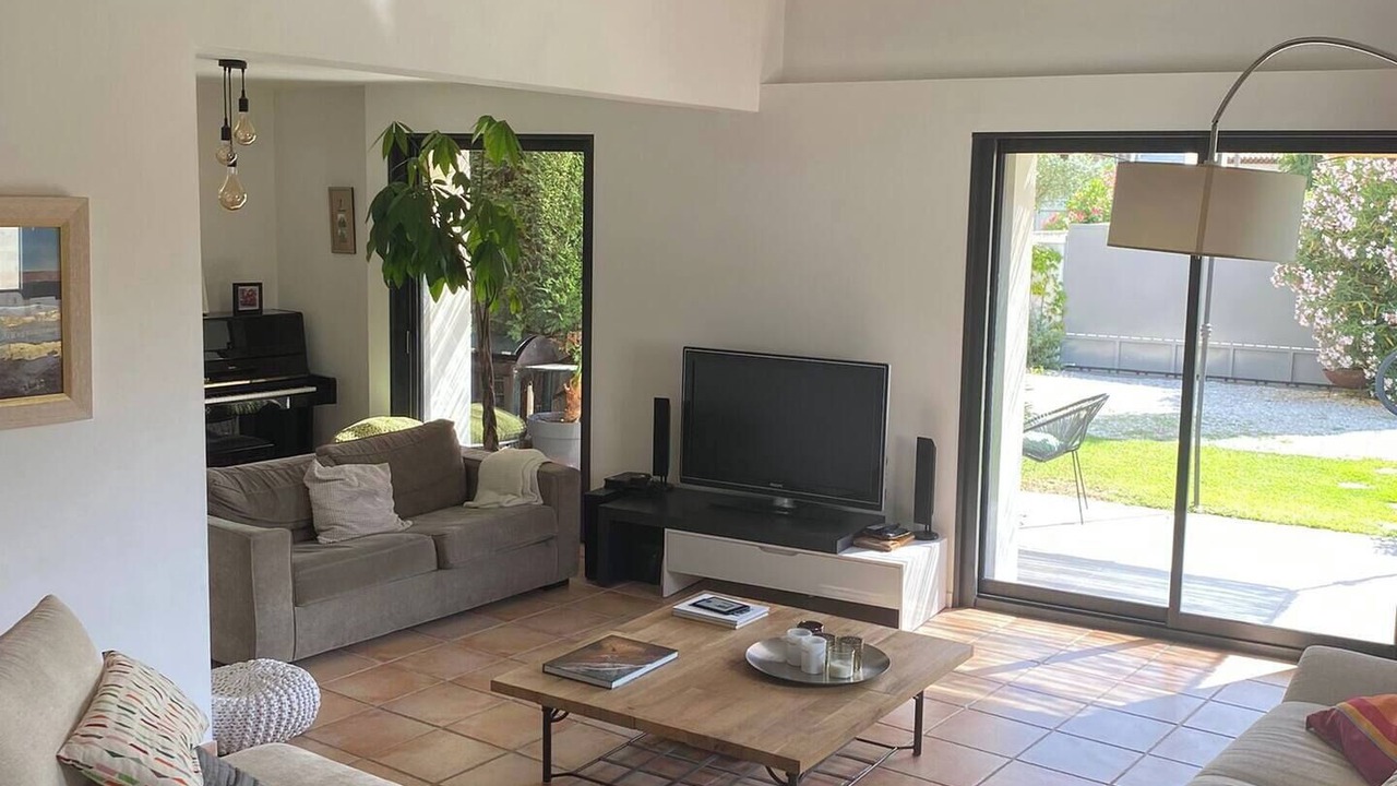 Photo of Livingroom in Cabries