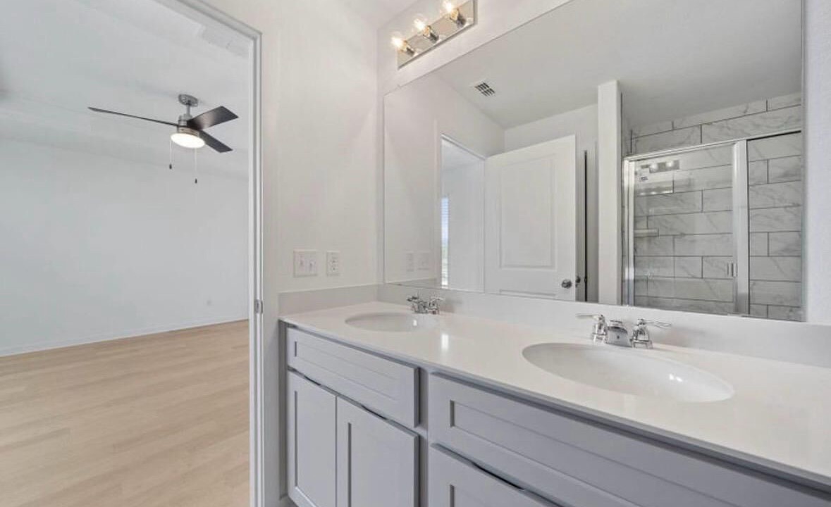 Photo of Bathroom in Buda