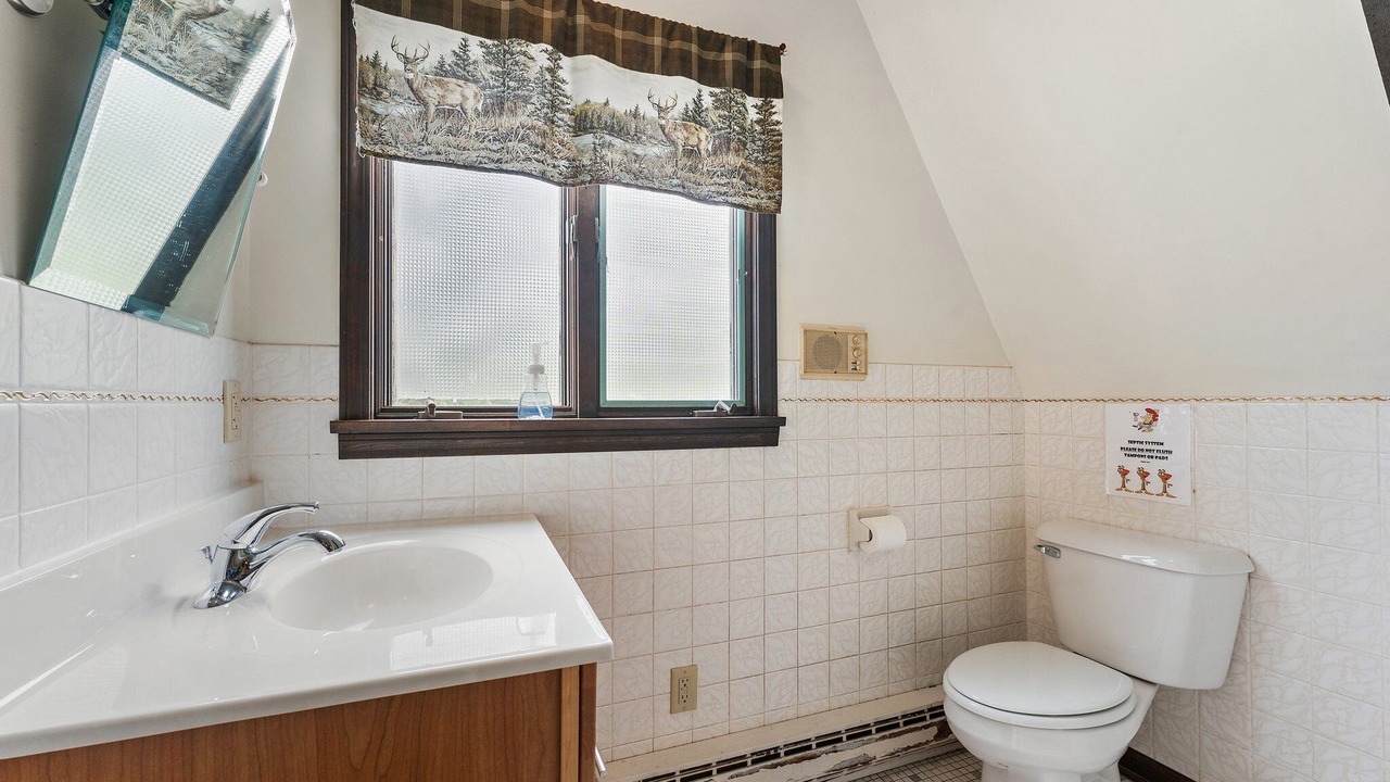 Photo of Bathroom in Thayer