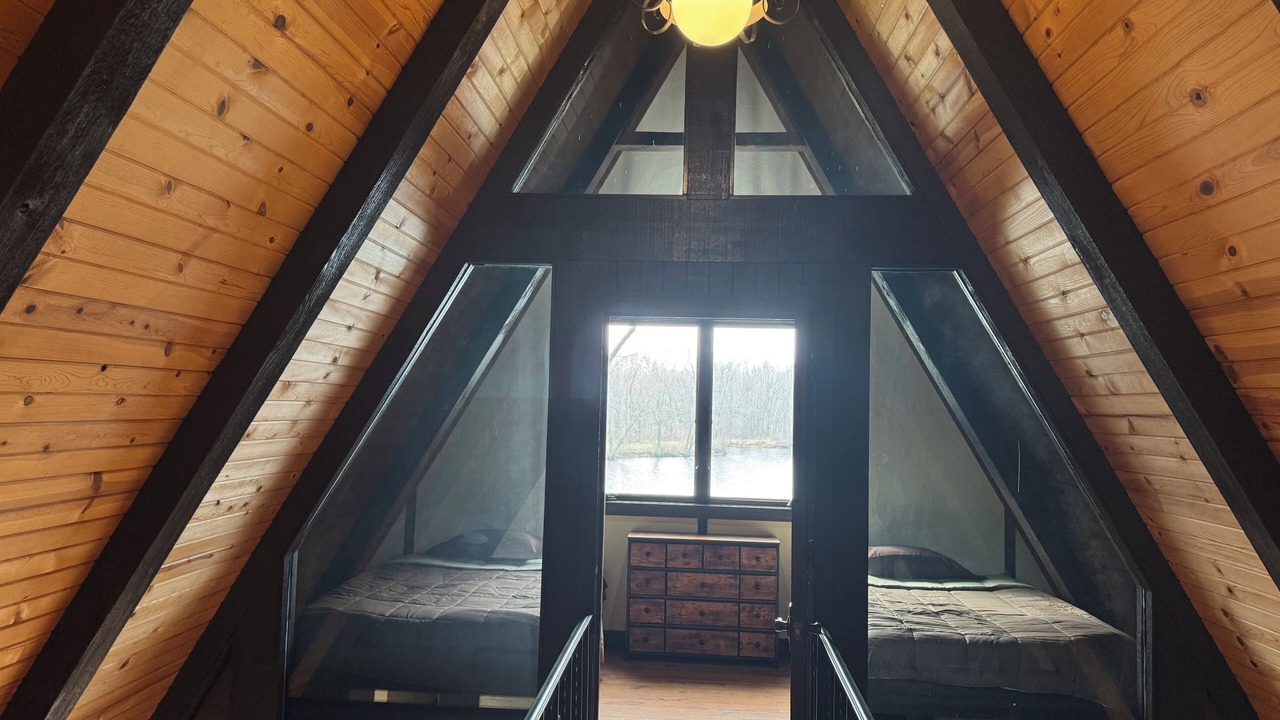 Photo of Bedroom in Thayer