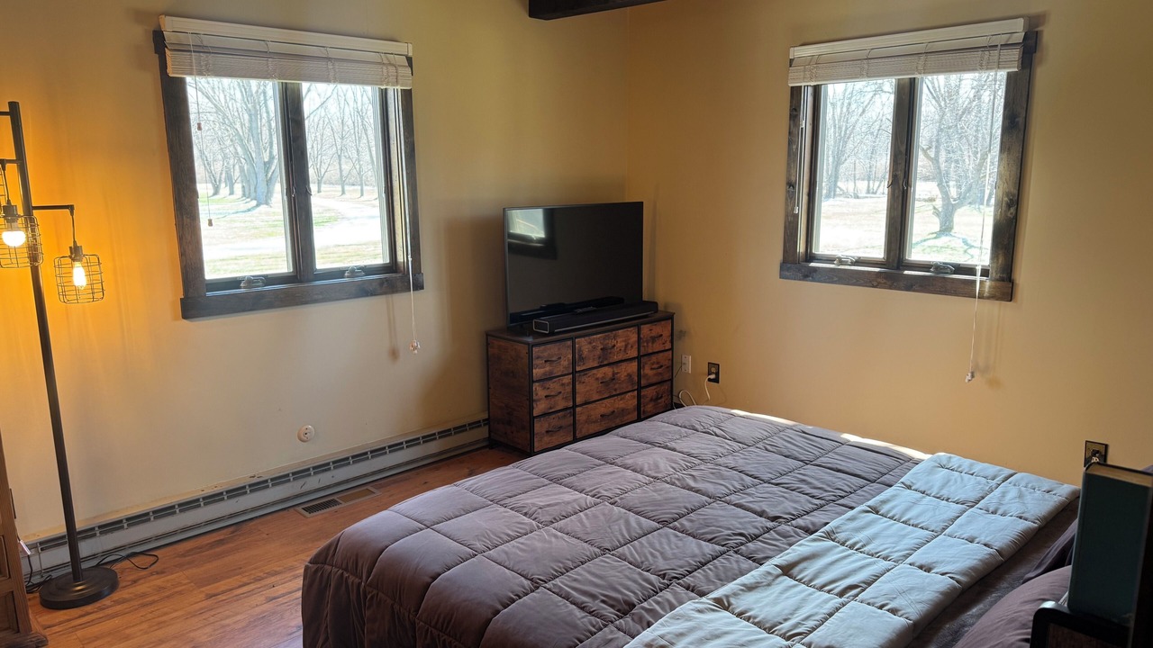 Photo of Bedroom in Thayer