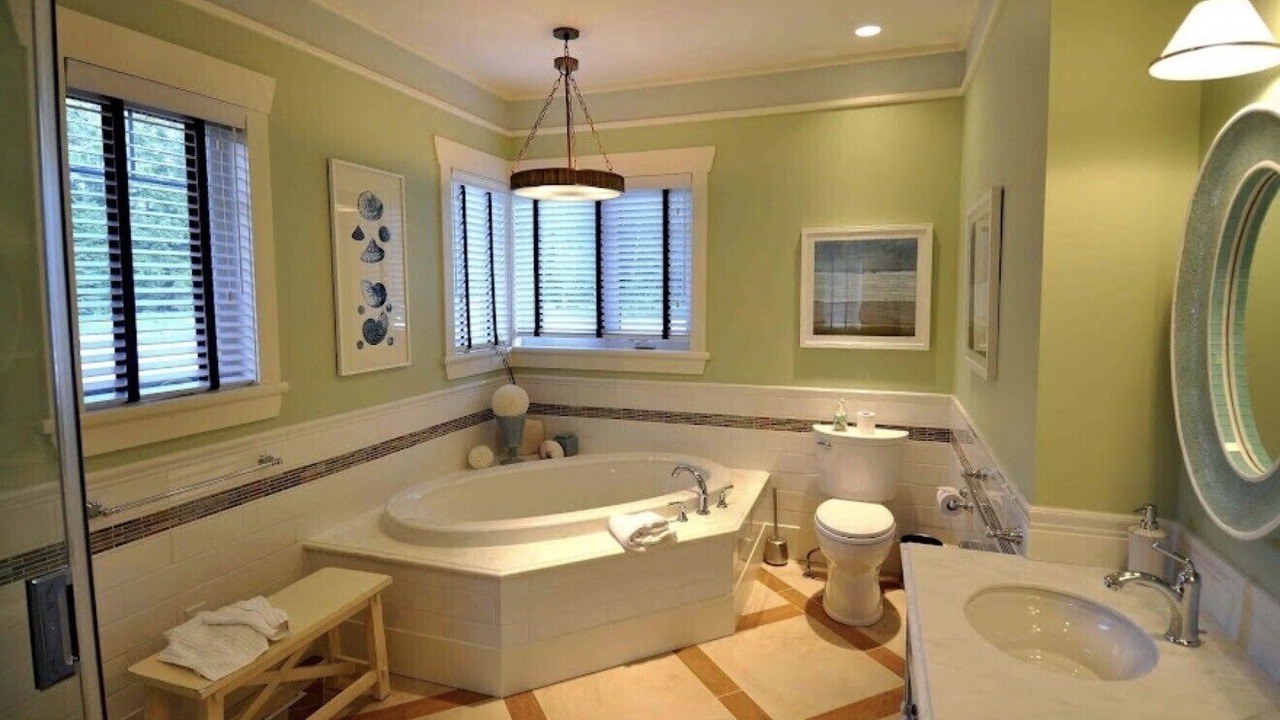 Photo of Bathroom in Baysville