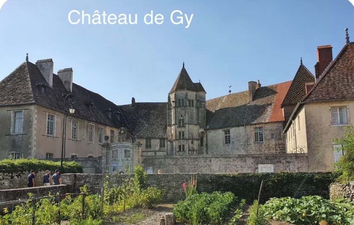 Photo of Others in Saint-Loup-Nantouard
