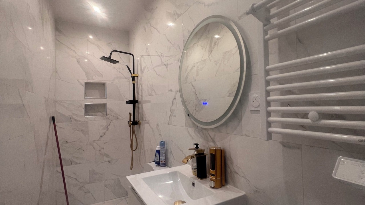 Photo of Bathroom in Gonesse