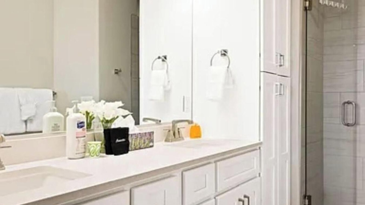 Photo of Bathroom in Hurricane