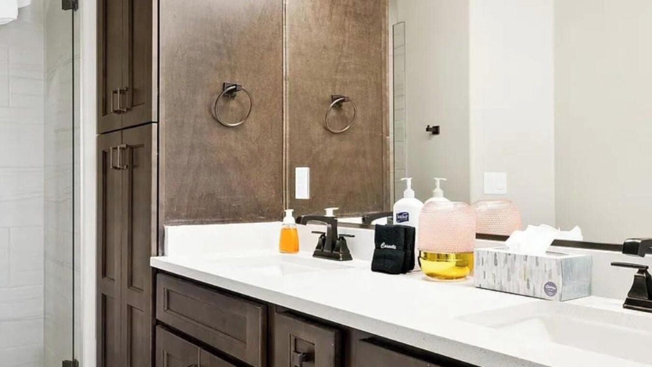 Photo of Bathroom in Hurricane
