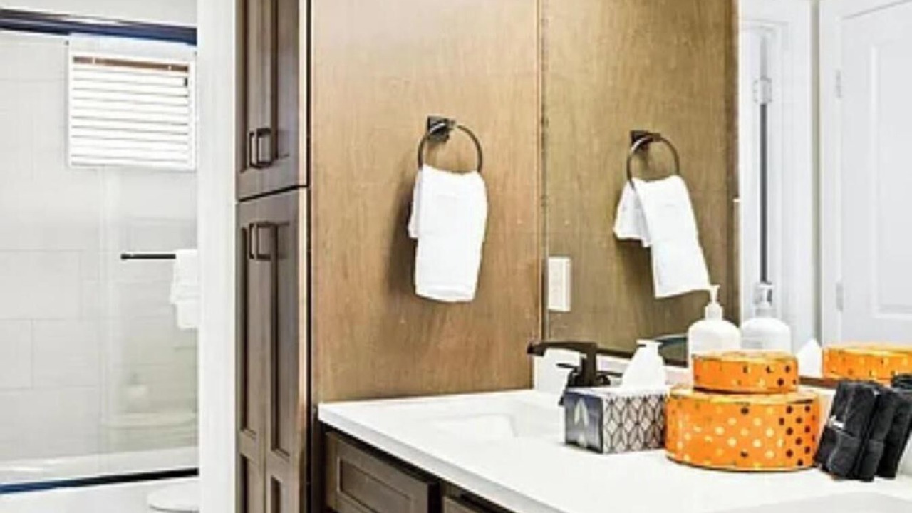 Photo of Bathroom in Hurricane